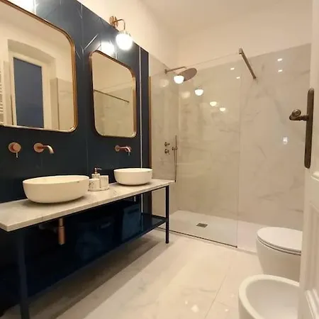 Art Deco Design Apartment *